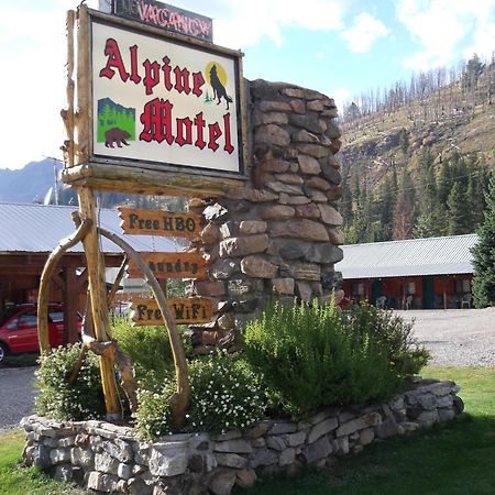 Alpine Motel Of Cooke City Exterior photo